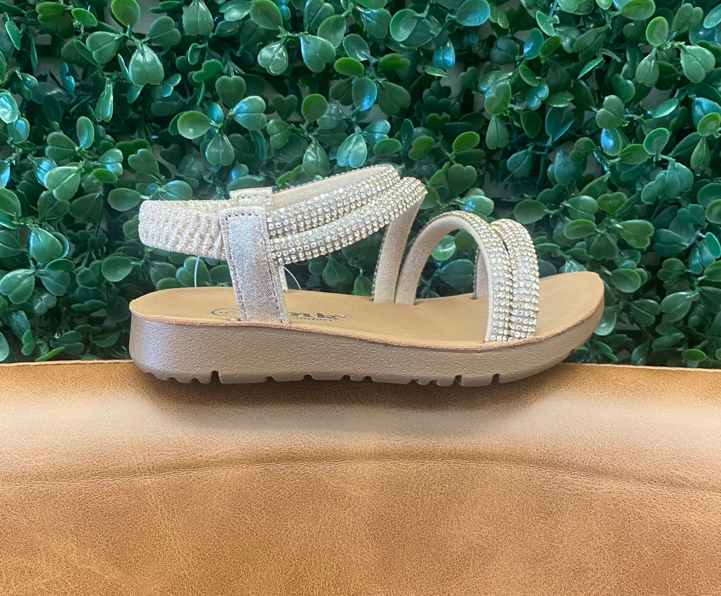 Discounted Gold Sparkle Sandals Collection