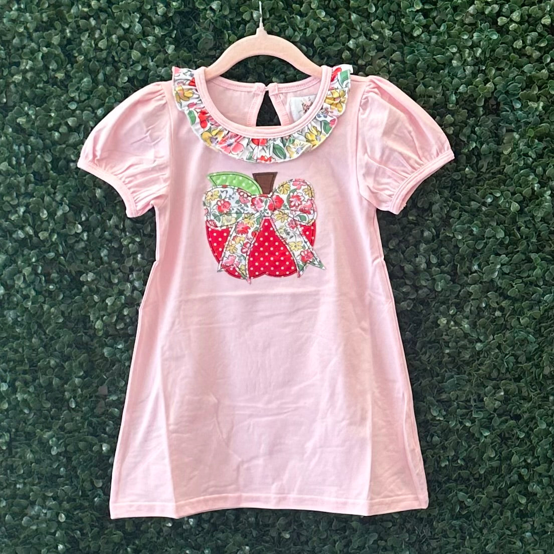 Discounted Floral Apple Collection