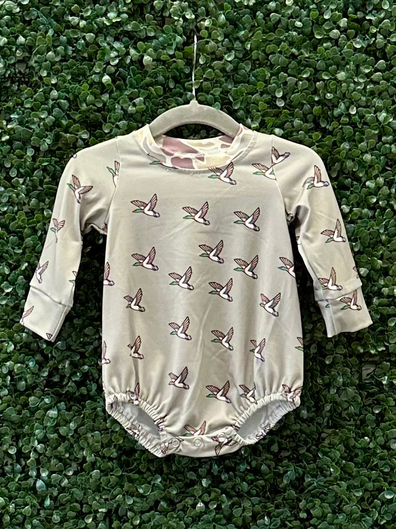 RTS Ducks In Flight Bubble Collection